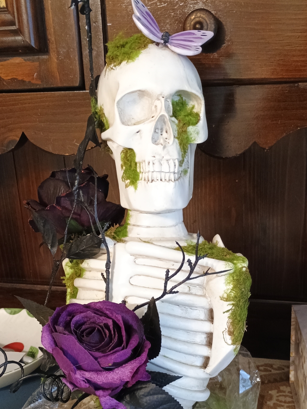 Christian Siriano Skeleton Floral Pedestal Bust Halloween Decor 18 Inch NWT
